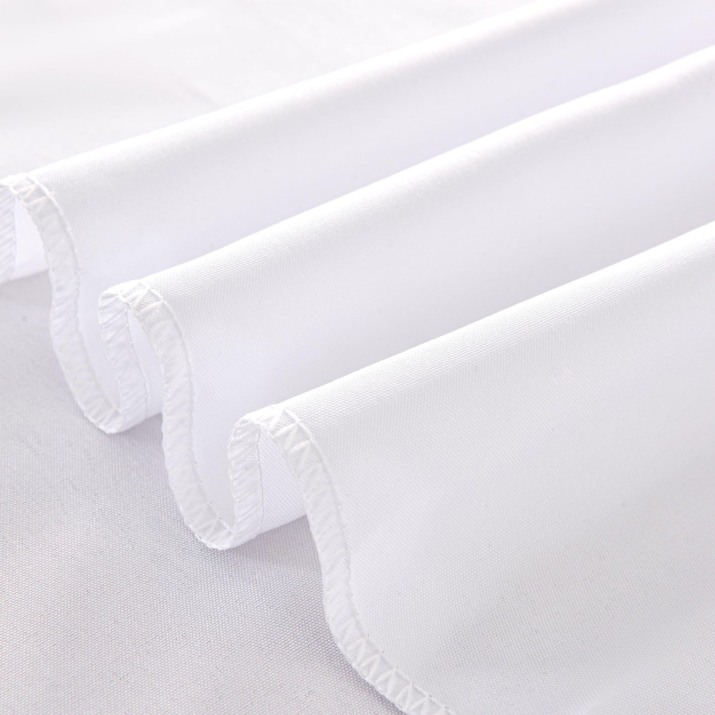 ZarzaaSik 6-Pack 90x132 inch White Table Cloths, Solid Stain and Wrinkle Resistant Oblong Tablecloth, Premium Plain Weave Polyester Fabric Rectangle Table Linen Covers for Hotel, Wedding