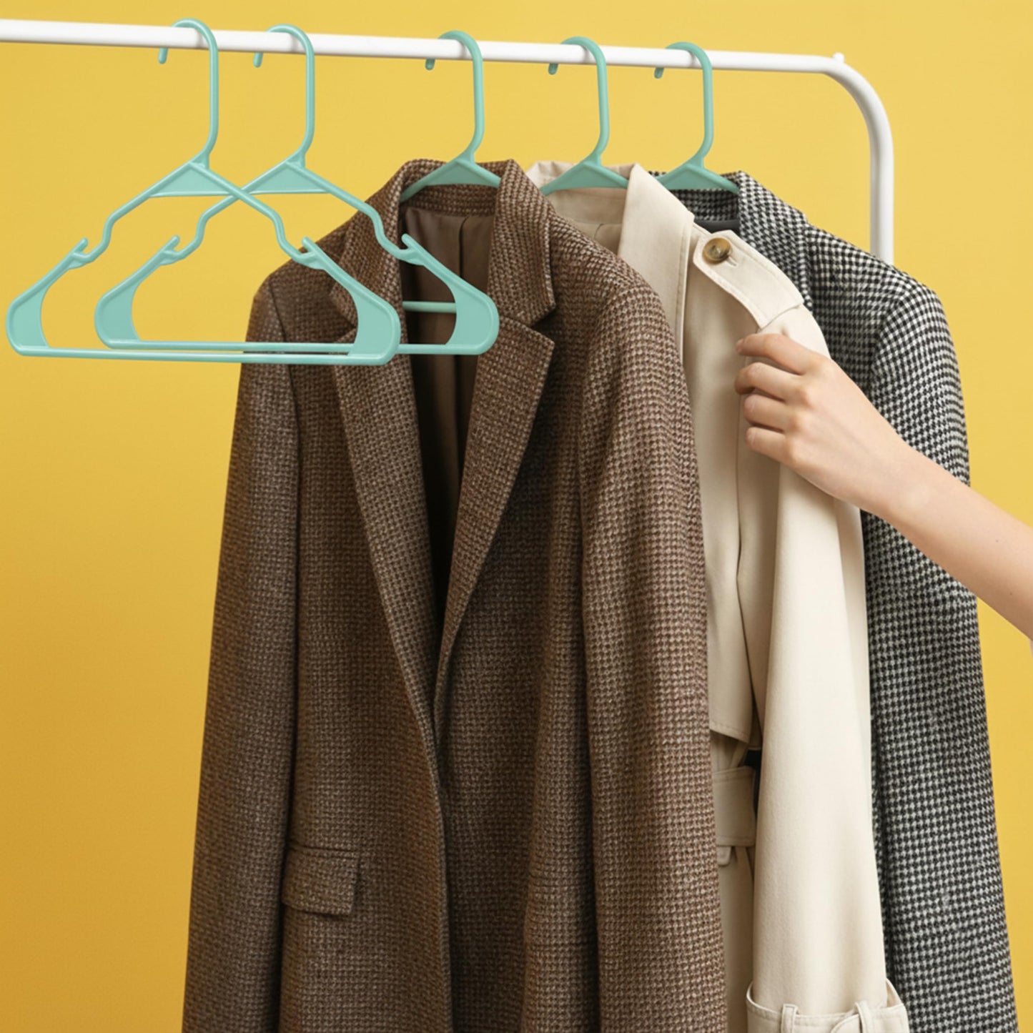 Utopia Home Plastic Hangers 30 Pack - Perfect Space Saving Clothes Hanger - Durable and Strong - Perfect Closet Organizers with Shoulder Grooves (Aqua)