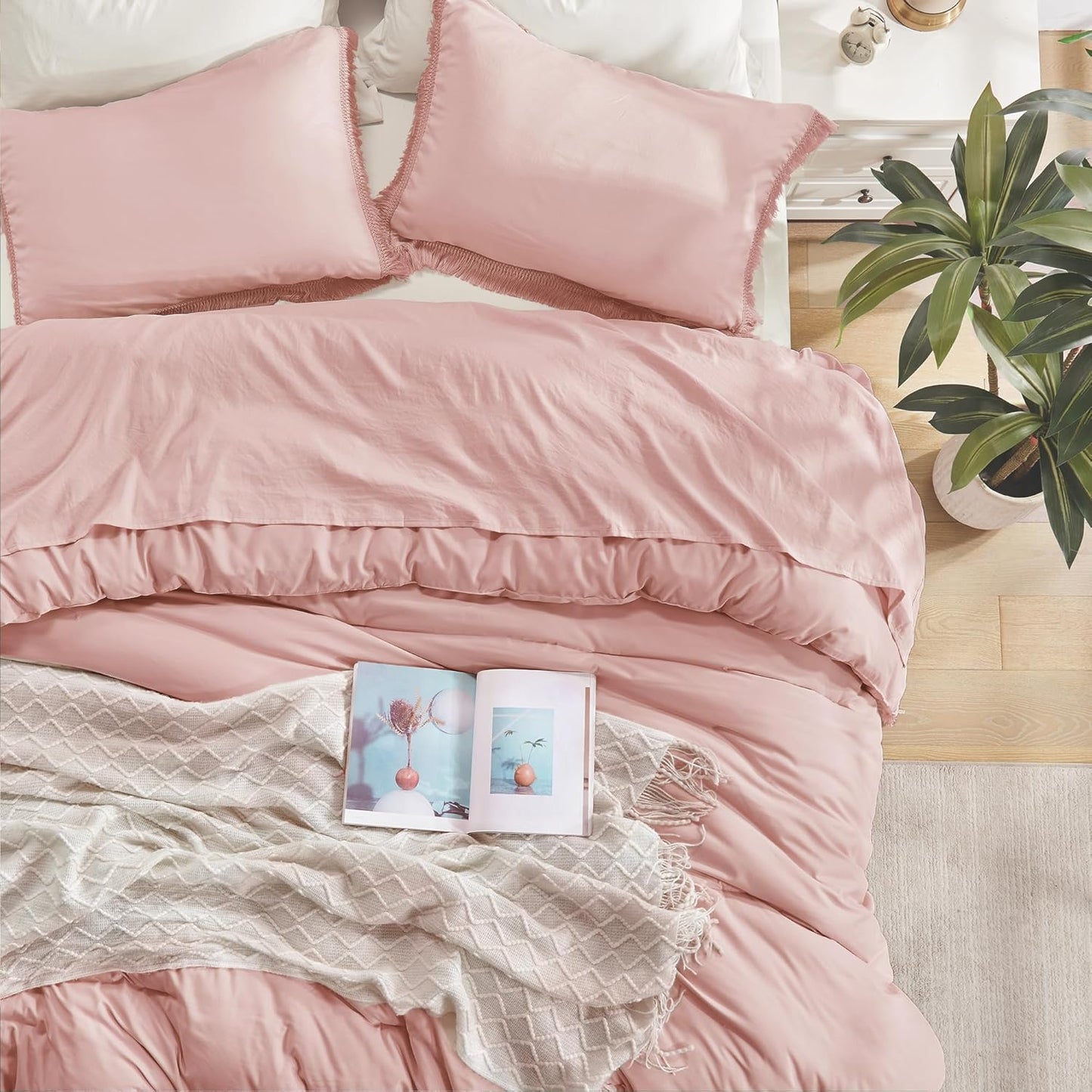 Andency Pink Comforter Set King Size for Girls, Blush Boho Women Tassel Lightweight Bedding Comforter Sets, 3 Pieces All Season Soft Fluffy Fringe Bed Set (104x90In Comforter & 2 Pillowcases)