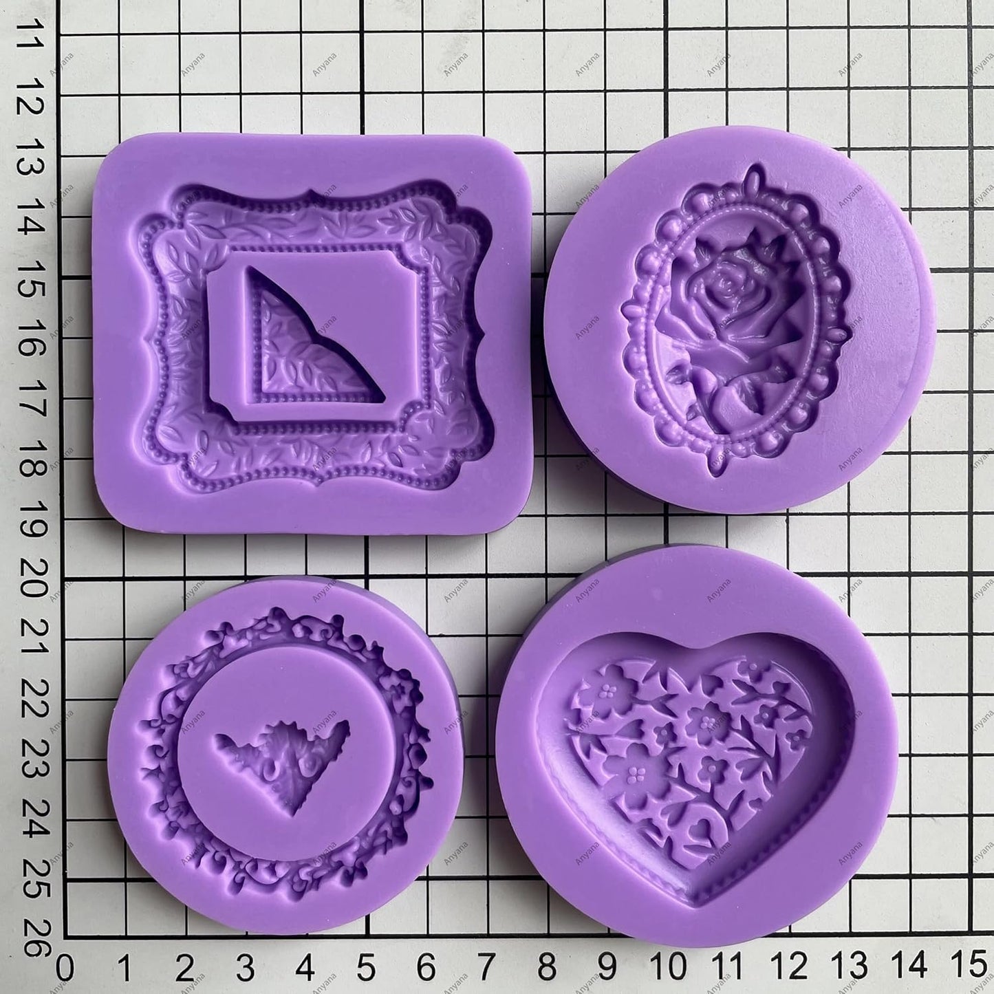 Heart-Shaped Mini Wedding Rose Corner Mirror Frame & Silicone Cake Mold Set