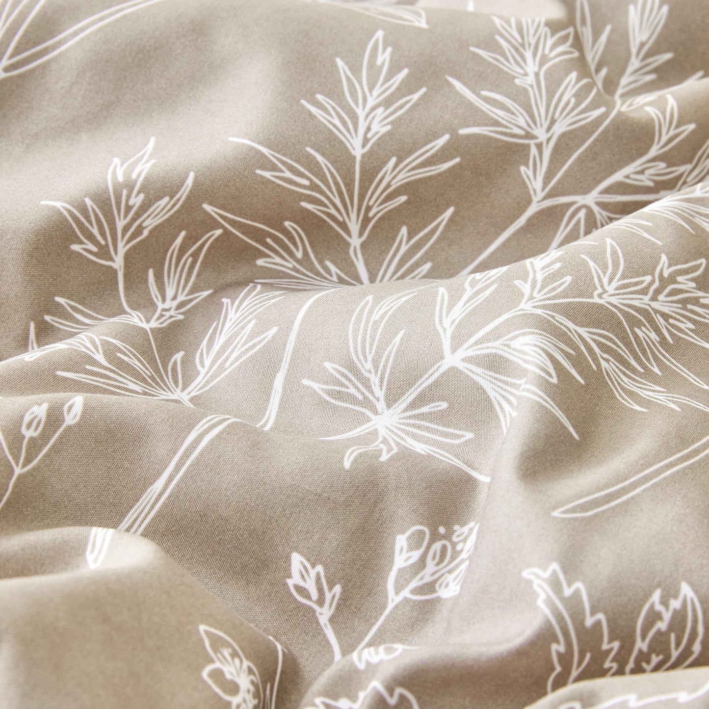 Love's cabin Light Taupe Full Comforter Set - Full Size Comforter Set, 3 Pieces Cute Floral Bedding Sets for All Seasons,1 Soft Reversible Botanical Flowers Comforter and 2 Pillow Shams