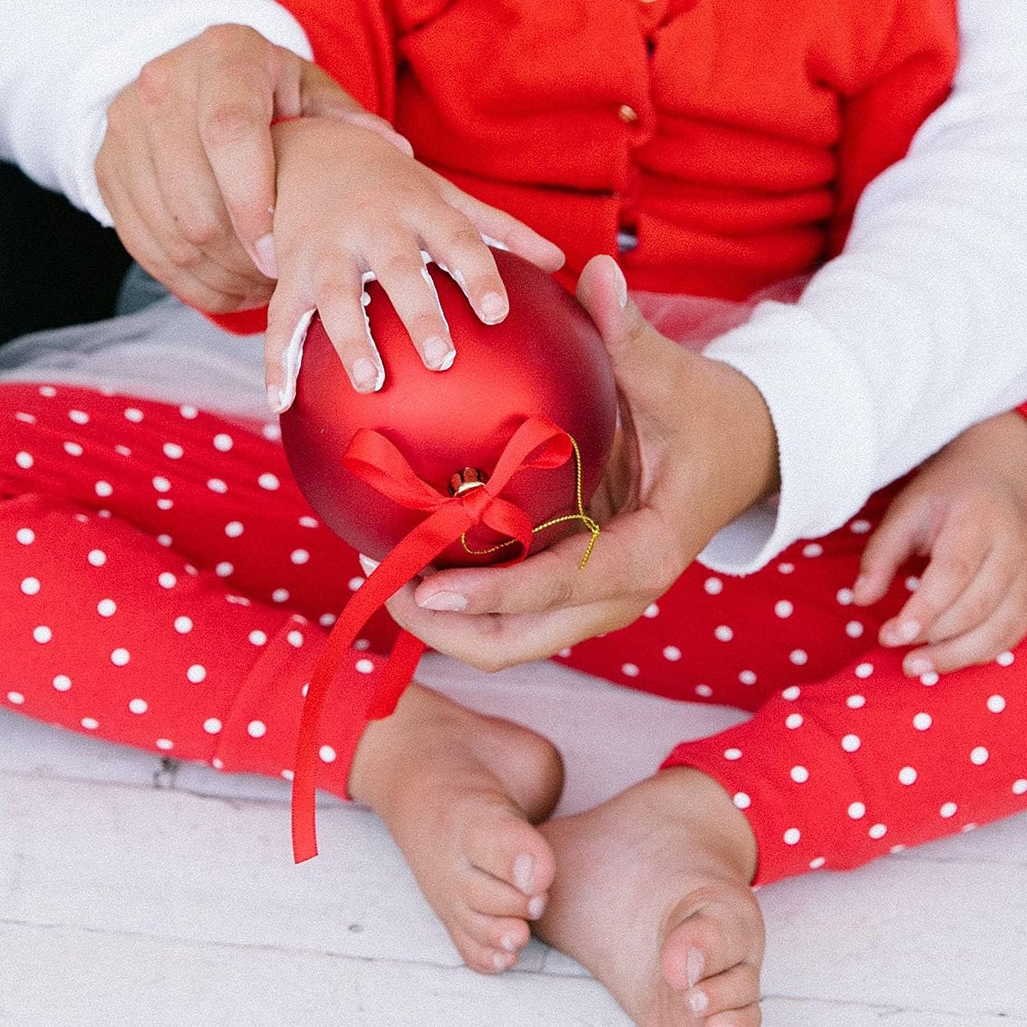 Christmas Baby Handprint Ornament Kit - DIY Keepsake Bauble with Paint for Newborns