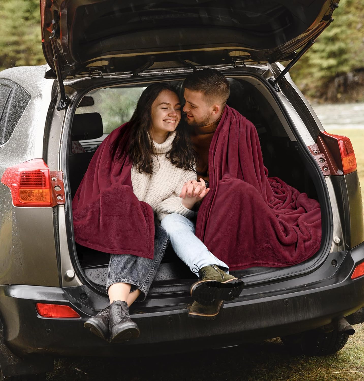 Utopia Bedding Fleece Blanket - Luxury Soft Microfiber Queen Size in Burgundy (90x90 Inch)