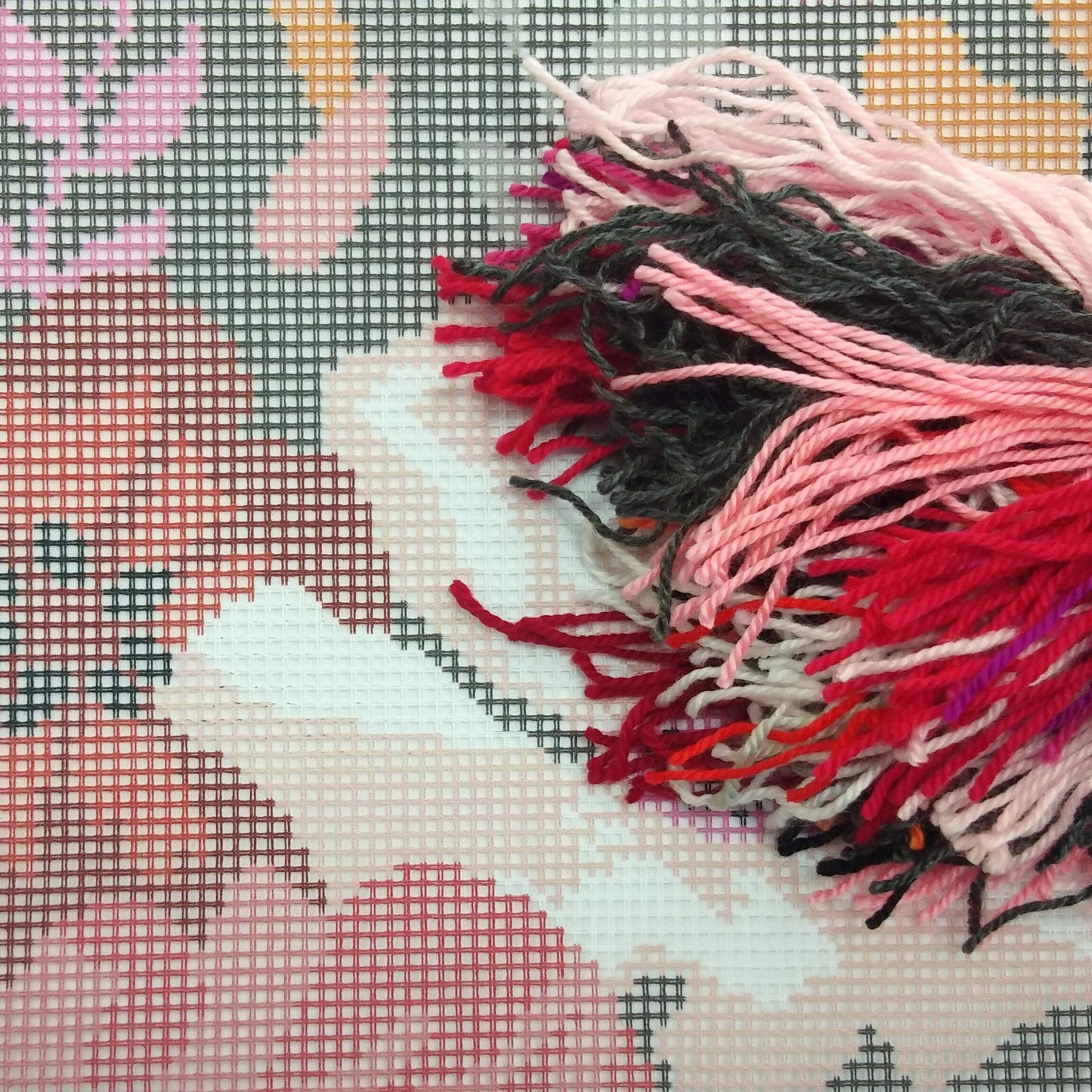 Brvsk Floral Stamped Cross-Stitch Kit for Adults and Beginners — Red Flowers 16″ × 16″ with Clear, Precise Printed Design on Cotton Canvas; Includes 2 Needles, Yarn, and Easy-Read Chart