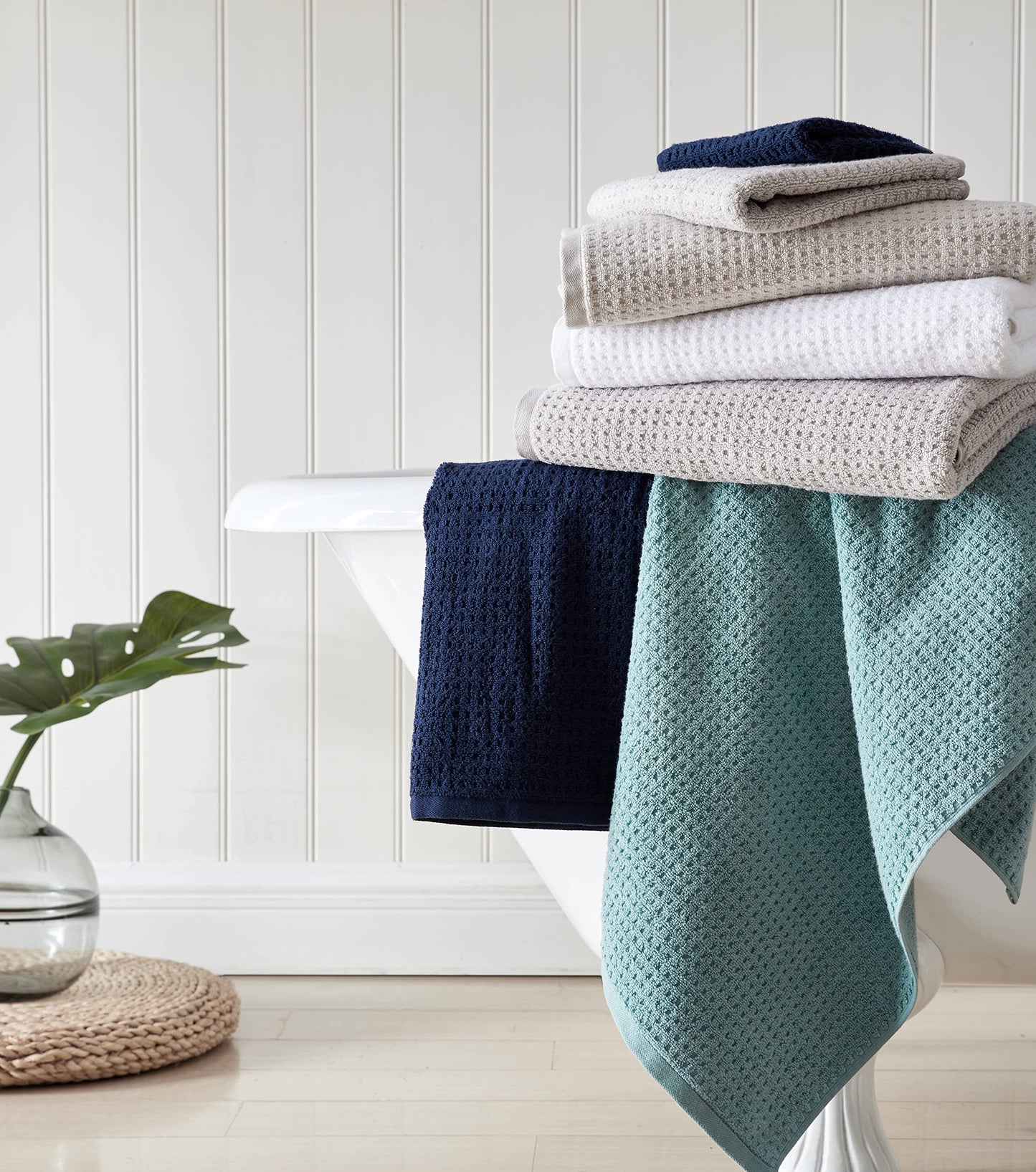 Tommy Bahama - Bath Towels Set, Highly Absorbent Cotton Bathroom Decor, Low Linting & Fade Resistant, Oeko-Tex Certified (Nothern Pacific Maritime Navy, 6 Piece)