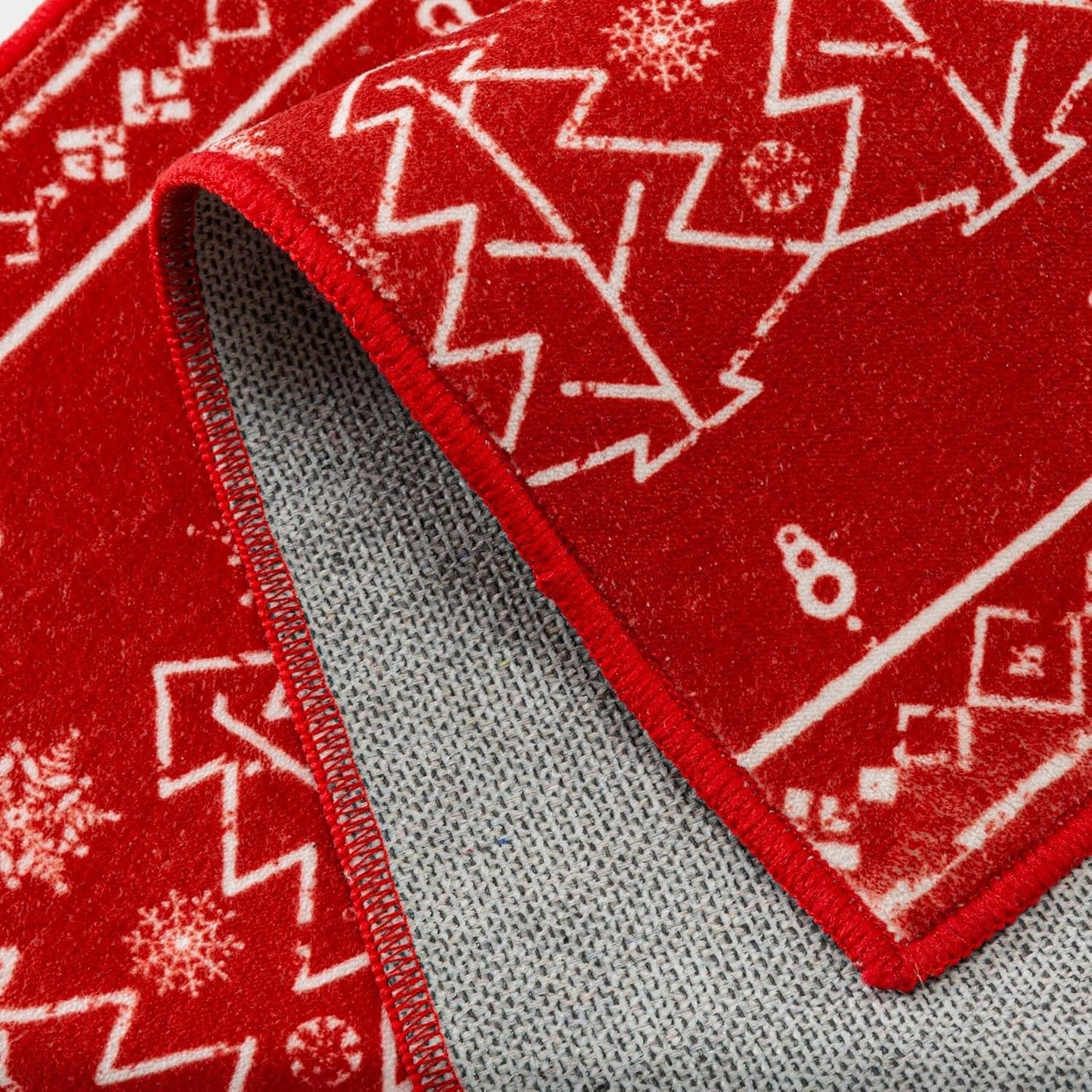 Christmas Runner Rug 3x10 Red Washable Carpet Xmas Snowflake Holiday Decor Kitchen Non Slip Soft Low Pile Long Carpet Indoor Throw Rug Laundry Room Living Room Bedroom Dining Room