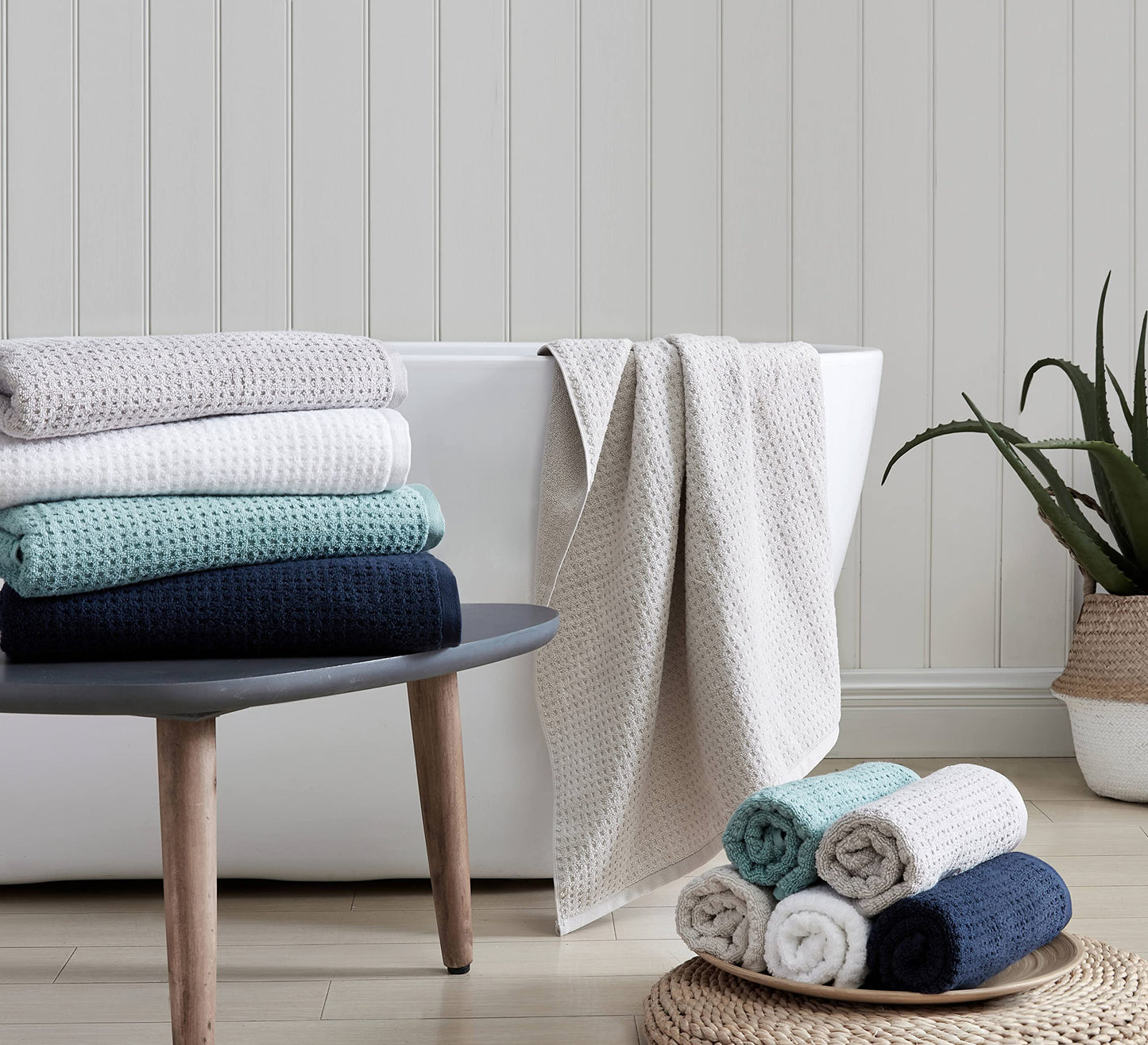 Tommy Bahama - Bath Towels Set, Highly Absorbent Cotton Bathroom Decor, Low Linting & Fade Resistant, Oeko-Tex Certified (Nothern Pacific Maritime Navy, 6 Piece)