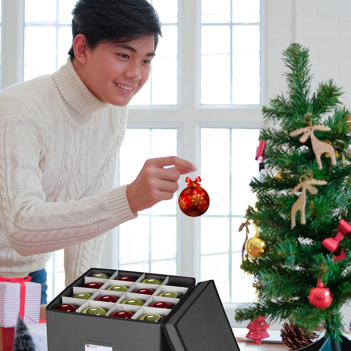 Christmas Ornament Storage Box - Holds 64 Ornaments, 4 Trays & Dividers, Durable 600D Oxford - Holiday Decoration Organizer (Green)