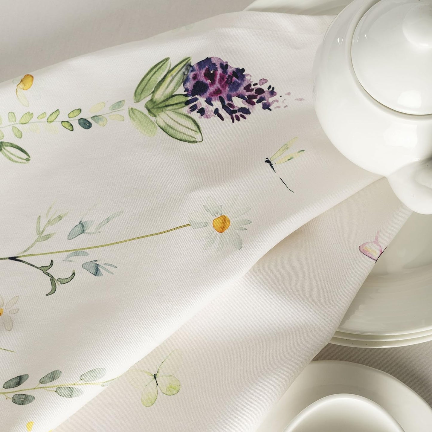 Botanical Fresh Cloth Napkins Set of 4 - 100% Cotton, Reusable & Washable, 20"x20" for Dinner, Parties & Weddings