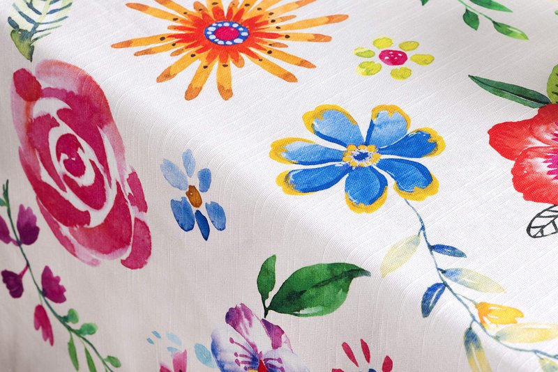 Maison d' Hermine Table Cloth Rectangle Table 100% Cotton 70 x 90 Inches Tablecloth Reusable Decorative for Dining Kitchen Farmhouse Home Gifts for Mothers Day Spring Summer - Happy Florals - Sweety