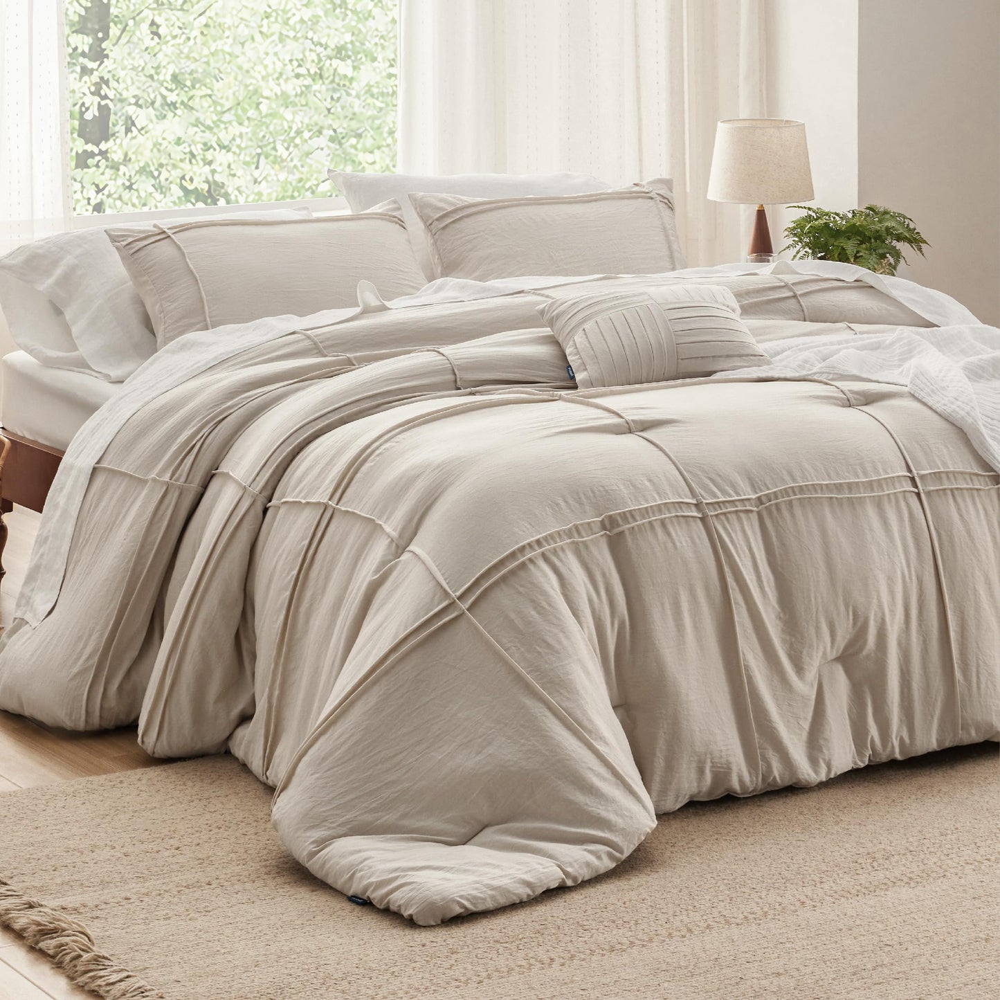 Bedsure King Comforter Set - 4 Pieces Grid Pleat Bed Set, Beige Boho Bedding for All Season, 1 Soft Comforter, 2 Pillowcases, 1 Decorative Pillow