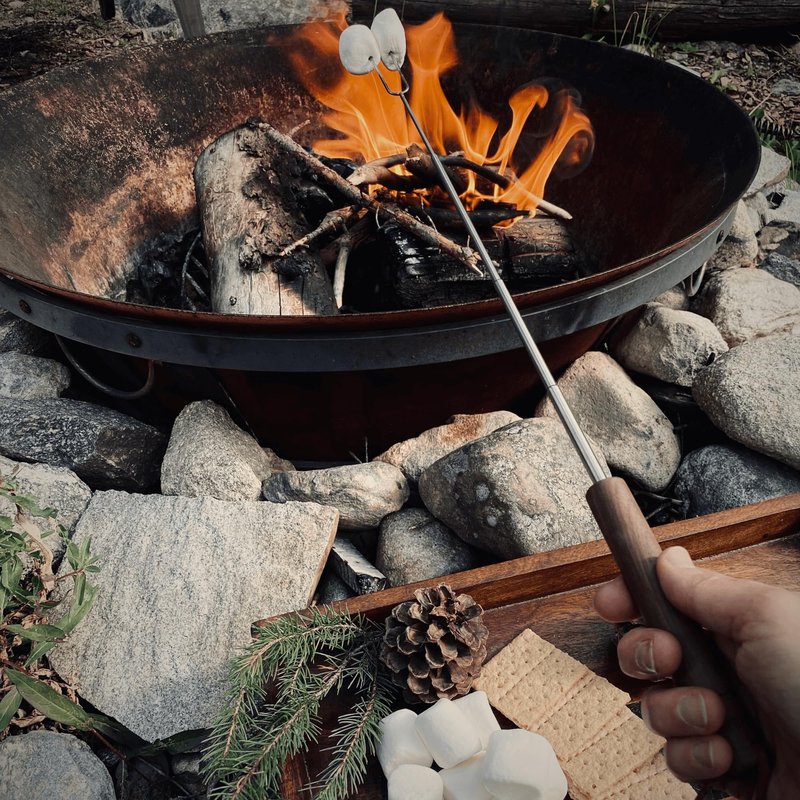 Blue River Goods Smores Sticks | Set of 6 Marshmallow Roasting Sticks | Extendable Stainless Steel w/Walnut Handles | Smore Sticks for Marshmallow Sticks for Fire Pit | Smore Sticks for Fire Pit