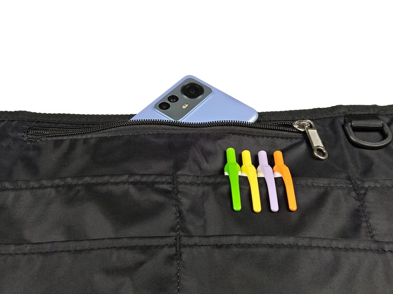 Bafelia Waterproof Server Apron for Women with 6 Pockets,Quickly Put on and Take off Waitress Apron,Work Apron for Bartender Barista (1, Black)