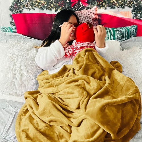 Bedsure GentleSoft Fleece Blanket - Lightweight Plush Cozy Twin Size Yellow 60x80 Inches for Bed & Travel