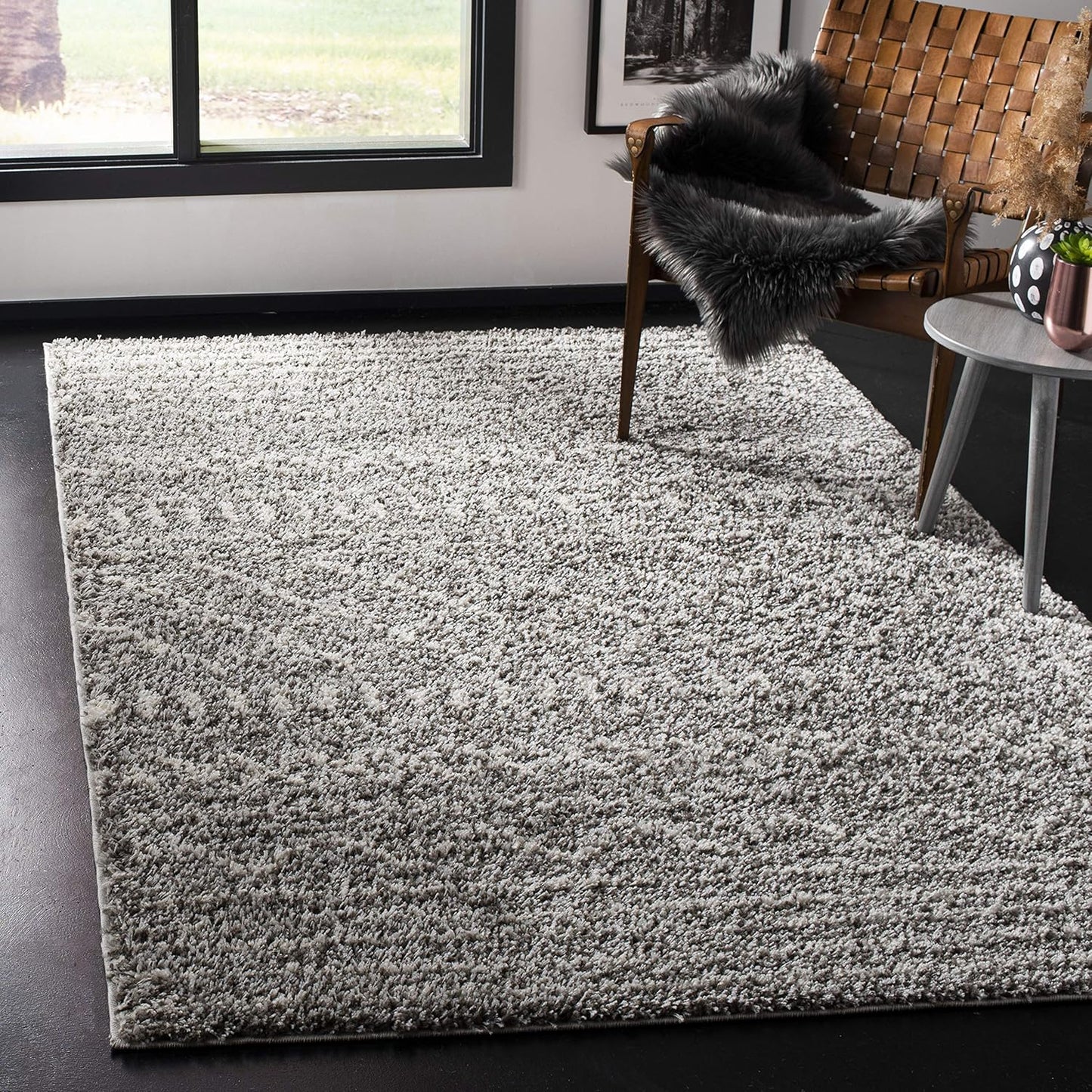 SAFAVIEH Arizona Shag Collection Accent Rug - 4' x 6', Brown & Ivory, Moroccan Design, Non-Shedding & Easy Care, 1.6-inch Thick Ideal for High Traffic Areas in Entryway, Living Room, Bedroom (ASG741B)