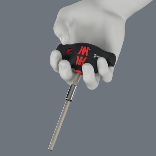 Wera Classic Advent Calendar 2025 - 28 Tool Surprises with Screwdrivers & Wall Racks