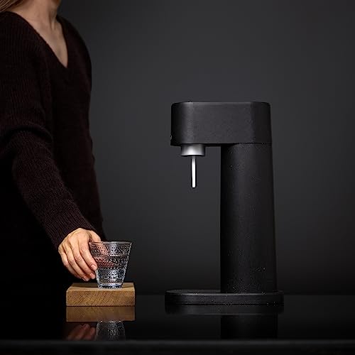 Mysoda Woody Sparkling Water Maker - Black, Eco-Friendly Carbonator with 1L Bottle - Noise-Free Nordic Design