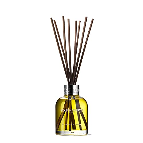 Molton Brown Aroma Reeds 5 fl oz - Re-Charge Black Pepper Scent