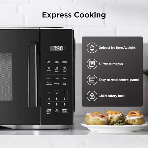 BLACK+DECKER 1.1 Cu Ft Countertop Microwave Oven 1000W Child Safety Black