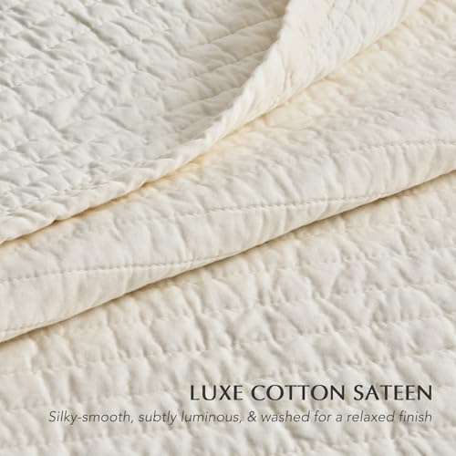 Cotton Sateen Quilt Set Queen Cream with Pillow Shams, 92x96 Inches - EverGrace
