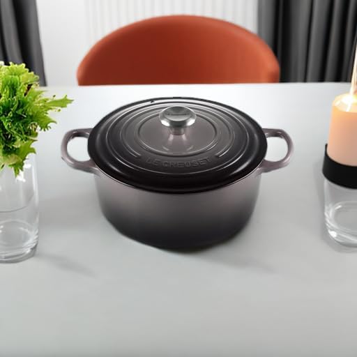 Le Creuset Enameled Cast Iron Dutch Oven - 7.25 Qt. Capacity | Oyster Color Finish