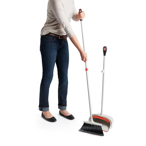 OXO Extendable Upright Sweeping Set with Dustpan – Large Off-White Broom & Dustpan