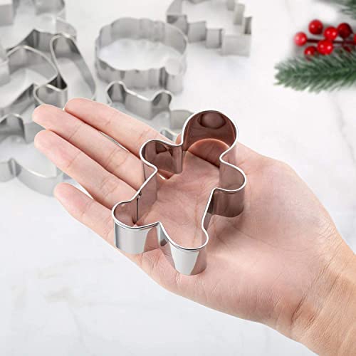Q-BAKER 8-Piece Stainless Steel Christmas Cookie Cutter Set with Holiday Shapes