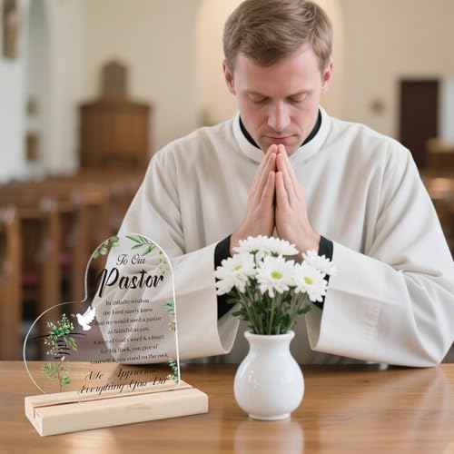 Pastor Appreciation Gifts for Women Men - Shejdgart Acrylic Heart Plaque with Wooden Stand Pastor Appreciation Day Gifts Religious Christmas Thanksgiving Birthday Gifts for Pastors Preacher Christian