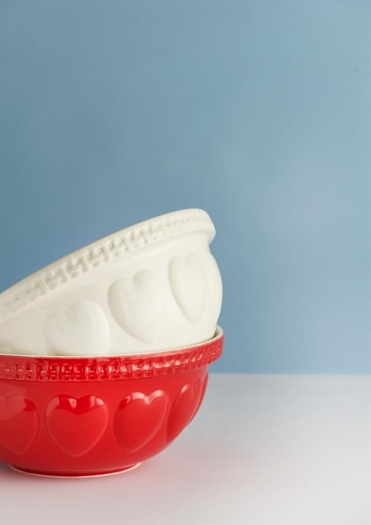 Mason Cash | S12 Cream Hearts Mixing Bowl - 4.25 Quarts