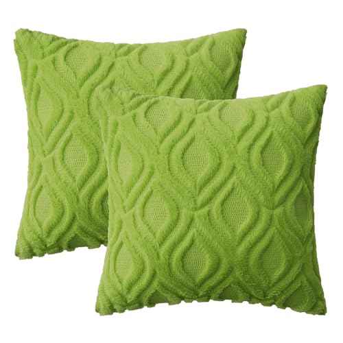 MIULEE Christmas Green Throw Pillow Covers 20x20 Inch, Soft Winter Plush Faux Wool Couch Pillow Covers Set of 2 Decorative Farmhouse Boho Throw Pillows for Sofa Living Room Bed