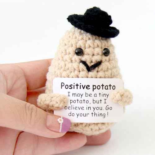 Mini Cute Funny Positive Life Potato Tomato Eggplant Onion Cute Animals Creative Knitted Holding Card Crochet Birthday Christmas Girls Gifts Party Decor