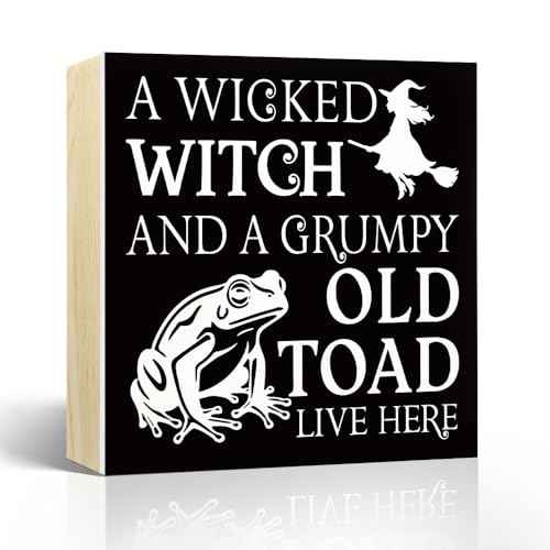 A Wicked Witch And A Grumpy Old Toad Live Here Halloween Wooden Box Sign, Funny Halloween Office Desk Decor for Friend Coworker, Witch Wooden Box Sign Plaque for Home Shelf Bathroom Table
