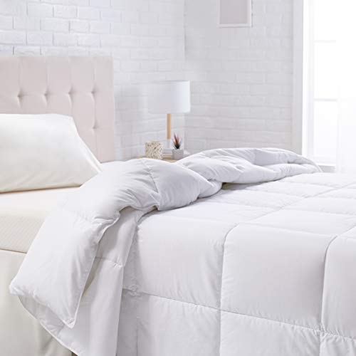 King All-Season White Down Alternative Comforter with Corner Tabs - Machine Washable