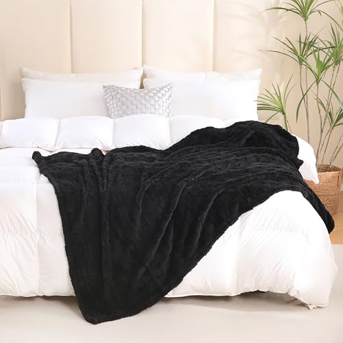 Black Fleece Throw Blanket 108x90 Inches Checkered Design for Couch Sofa - Black / 108x90 in