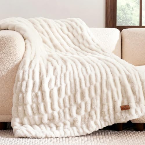 Cream White Faux Fur Throw Blanket - Double-Sided 50x60 Inches - Cozy Bliss