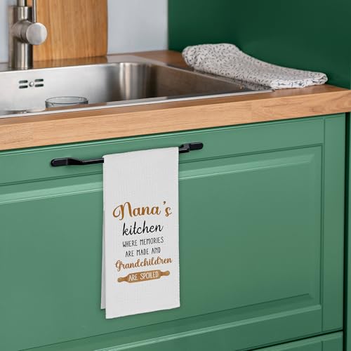 Spoiled Nana Kitchen Towels - Grandma Gifts for Mother's Day, Christmas, Rustic Farmhouse Decor, 16x24in Hand Towels