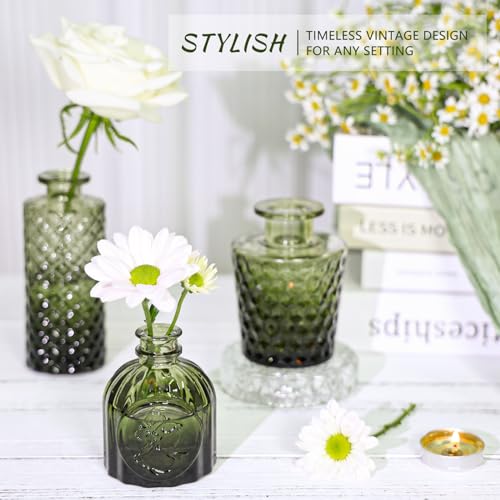SUPMIND Green Glass Bud Vase Set of 24 Vintage Small Flower Vases for Centerpieces