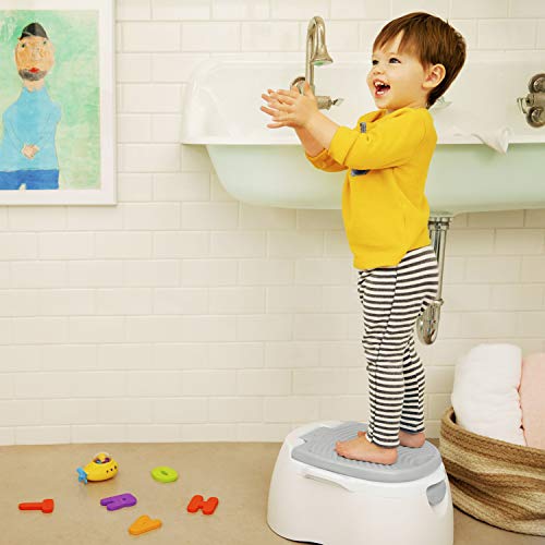 Munchkin Arm & Hammer 3-in-1 Potty Training Seat with Step Stool, Grey - Includes Potty & Trainer