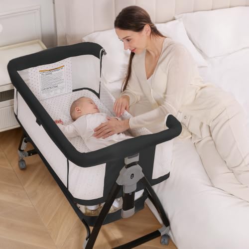 Baby Bassinet 3-in-1 Bedside Crib with Wheels & Mesh Mosquito Net - Black