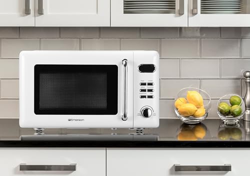 Emerson Retro White Countertop Microwave Oven 0.7 Cu Ft 700W with 5 Power Levels