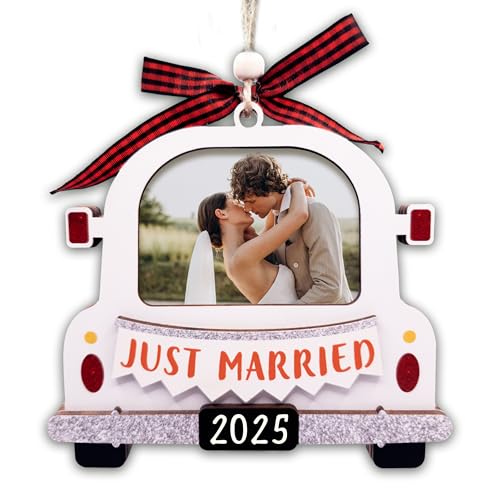 Hangwoous Just Married 2025 Photo Frame Ornament Wedding Gift for Newlyweds