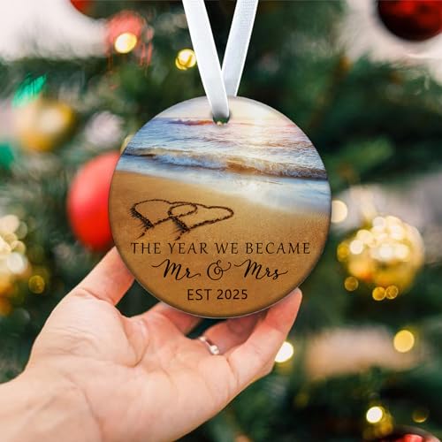 Wedding Gifts Engagement Gifts for Couples 2025 Bridal Shower Gift Mr and Mrs First Christmas Married Ornament 2025 Just Married Gift for Newlywed Couple Bride Her Women Friends(2)