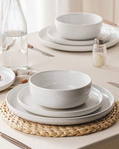 Famiware White 18-Piece Stoneware Dinnerware Set - Service for 6