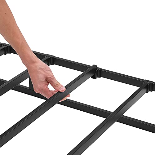 Full Size Amazon Basics 7-Inch Sturdy Bed Base - Easy Tool-Free Assembly, White