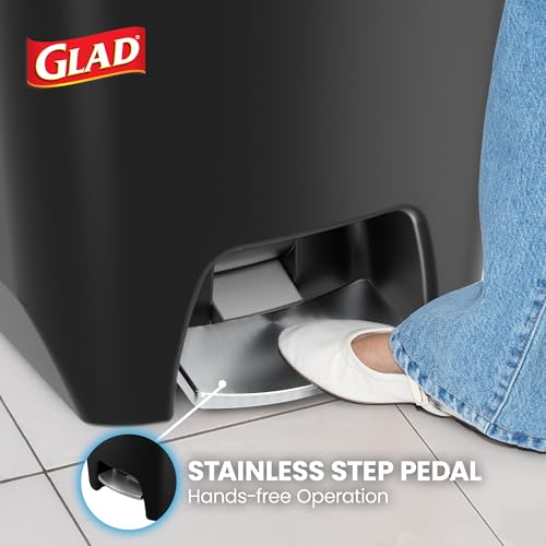 Black Premium 20 Gallon Trash Can with Clorox Odor Protection & Step Pedal - Rectangular Waste Bin