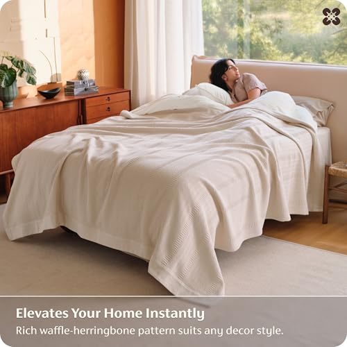 Bedsure Organic Cotton Waffle Bed Blanket Queen Warm Beige 90x90