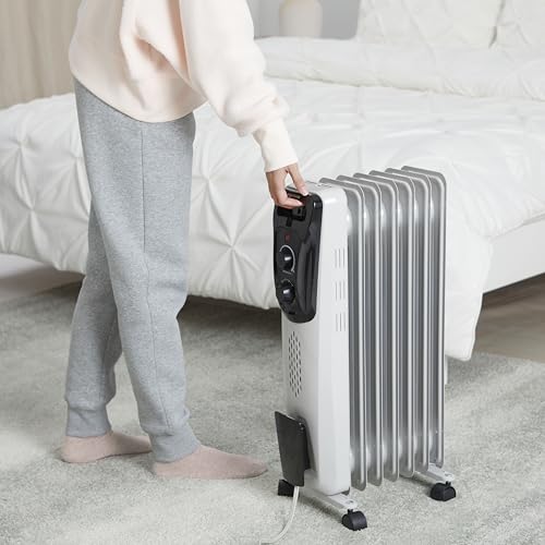 Amazon Basics Portable Oil Radiator Heater, Indoor Use, 3 Heat