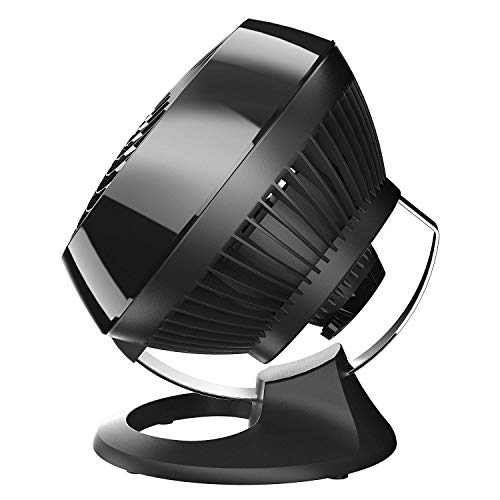 Vornado 460 Small Desk Fan - Black, 3 Speed, Adjustable Tilt, Quiet Air Circulation