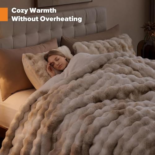 YIKUSH Tie-Dye White Faux Fur Comforter Set - California King, 3 Pieces