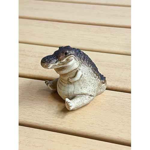 Handmade Crocodile Figurine, Alligator Statue Tea Ceremony Desk Pet, Animal Ornament Gifts for Tea Lovers, Christmas Party Favors